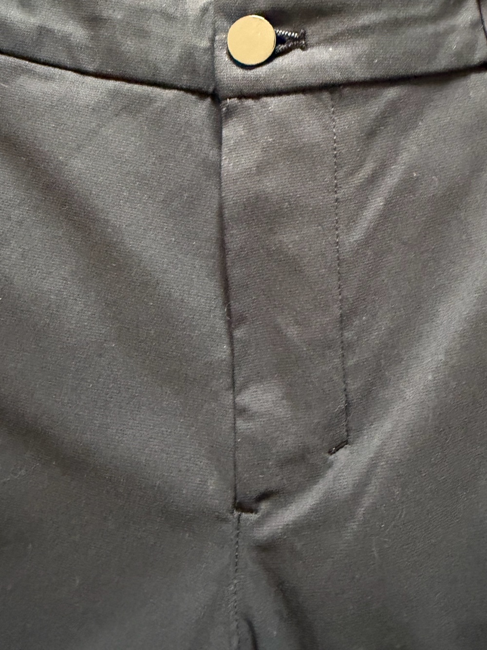 Lululemon - Picture 2 of 5
